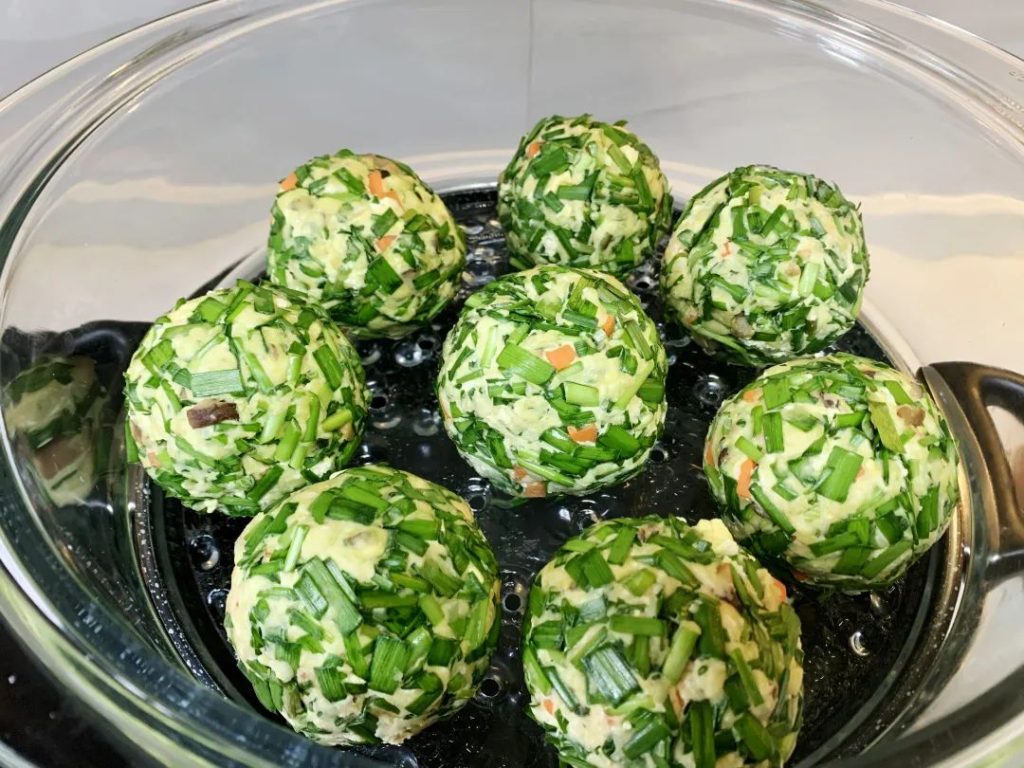 馅料分成8等份